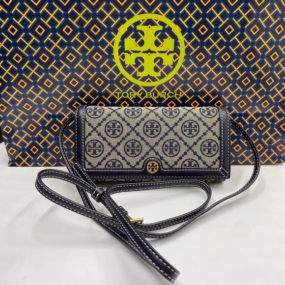 Tory Burch Navy and Cream Crossbody Wallet - Picture 1 of 12
